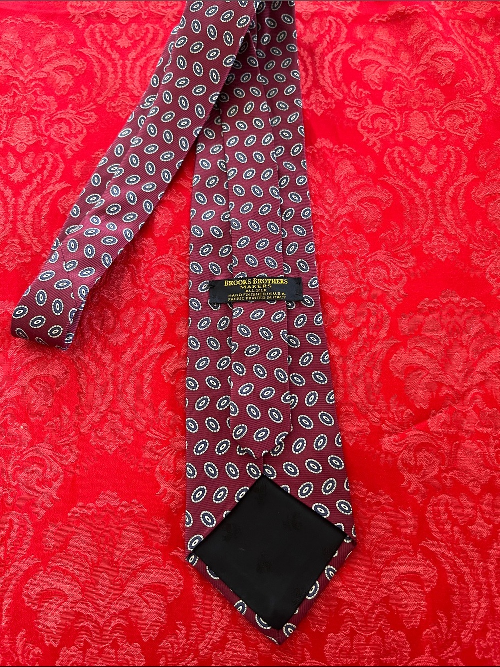Brooks Brothers Makers All Silk Necktie Burgundy Blue Gray Paisley Hand Finished